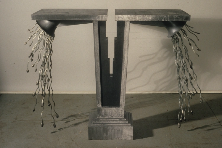 Credo, Steel, 43 x 48 x 16 inch, 1989