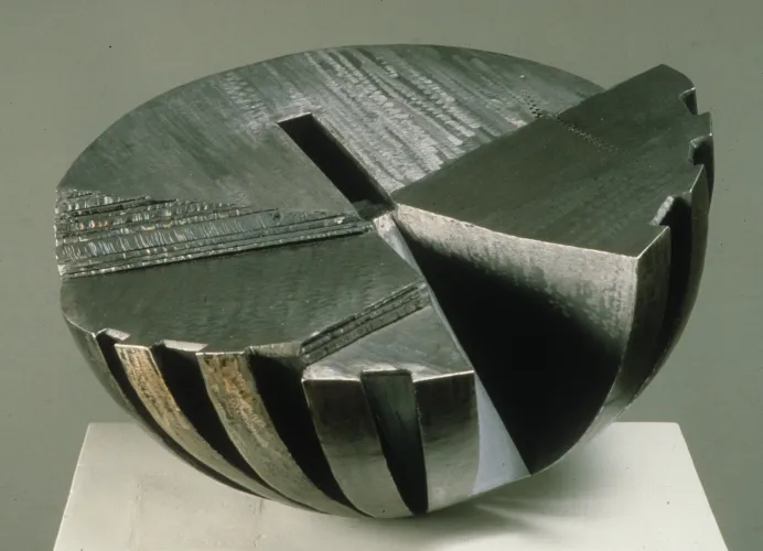 Orb, Steel, 14 x 19 x 19 inch, 1987